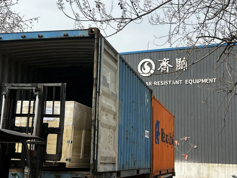 Sprzęt odporny na zużycie Shandong Qishuai | Zakończono produkcję i wysyłkę stalowych wkładek z gumą ceramiczną
